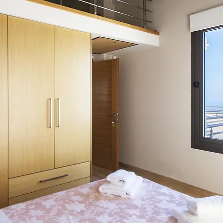 Alivia Lefkas Luxury *