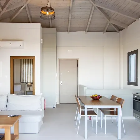 Alivia Lefkas Luxury Apolpaina