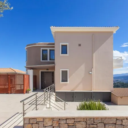 Alivia Lefkas Luxury