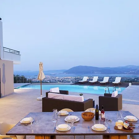 Alivia Lefkas Luxury Apolpaina