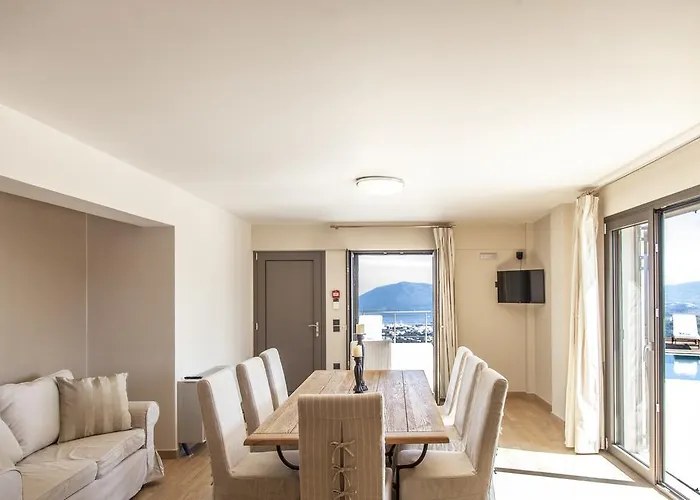 Villa Alivia Lefkas Luxury Apolpaina
