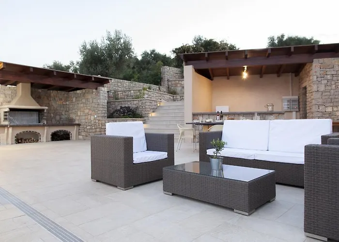 Alivia Lefkas Luxury Villa