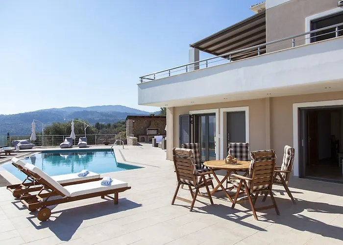 Alivia Lefkas Luxury Villa Apolpaina