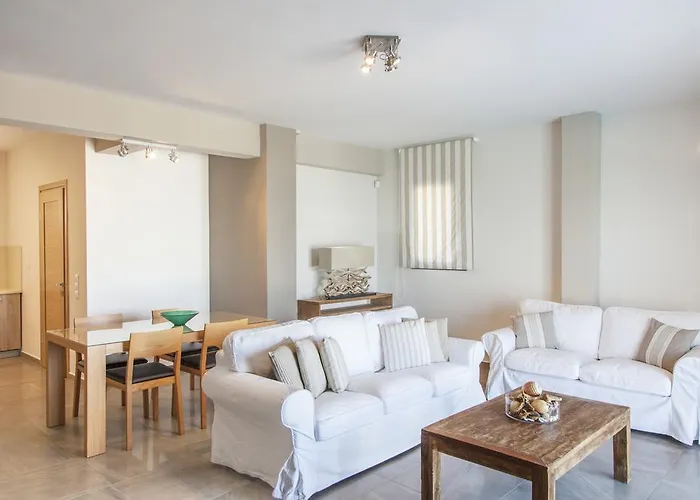 Alivia Lefkas Luxury
