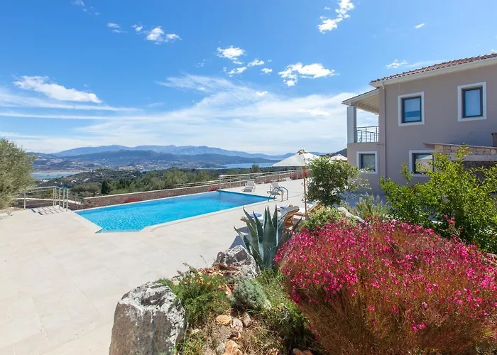 Alivia Lefkas Luxury Villa *