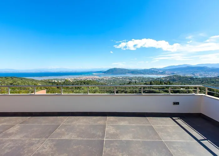 Alivia Lefkas Luxury *