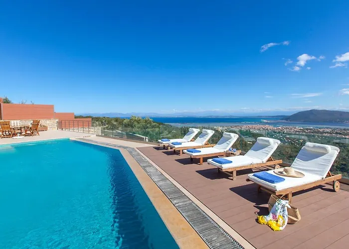 Alivia Lefkas Luxury Villa